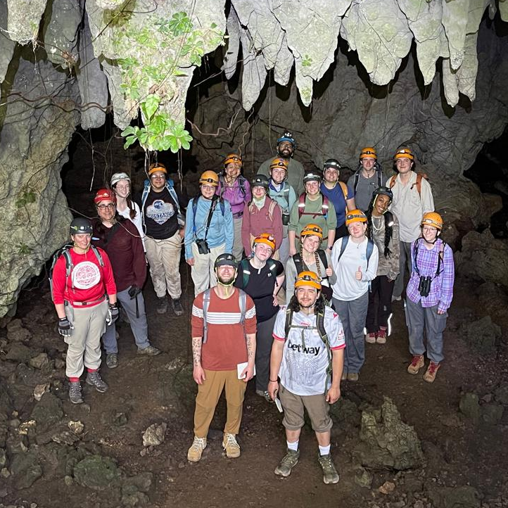 Prof. Acosta Special Guest for the Carribean Geology and Ecology Course of the James Madison University